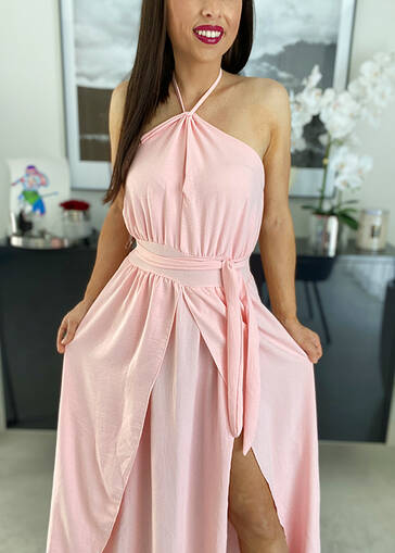 Sukienka maxi na szyję, gumka w pasie i wiązanie WF118 różowa