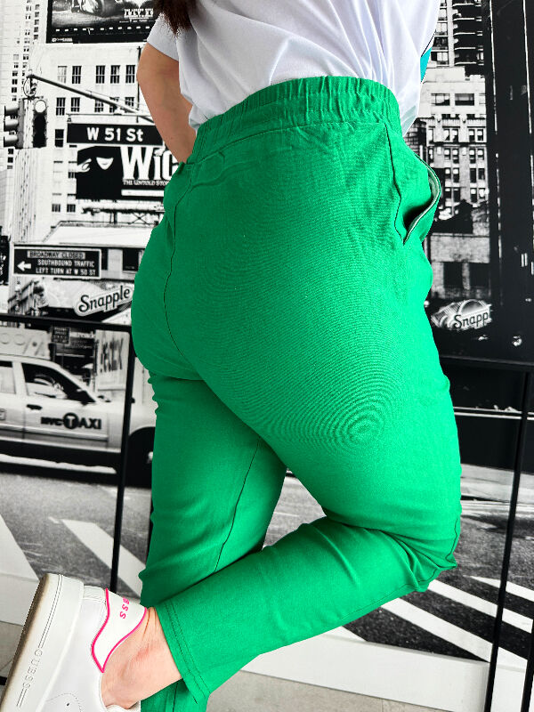 Spodnie Joggery z gumką w pasie N643 zielony