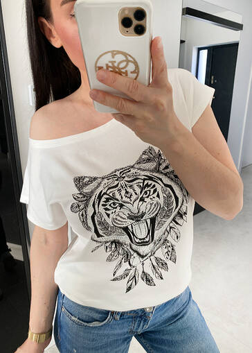 T-shirt Senia z tygrysem L118 kremowy