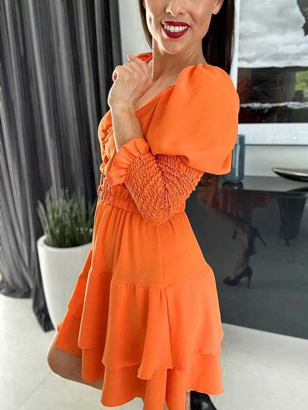 Okolicznościowa sukienka z gumowanym rękawem i paskiem WF683 Orange 