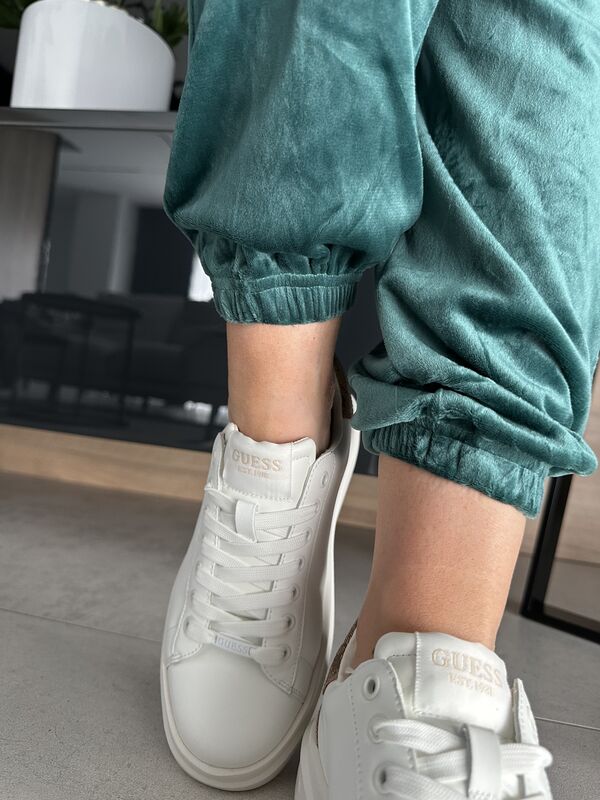 Welurowe elastyczne spodnie z gumką w pasie N667 szmaragdowe