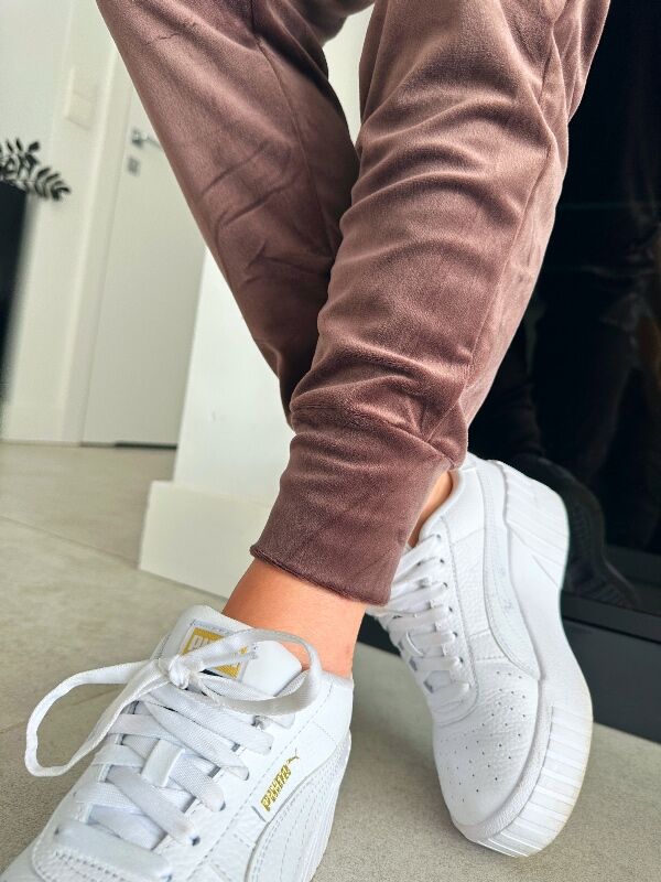 Damskie spodnie welurowe  z cekinami N697 brązowy