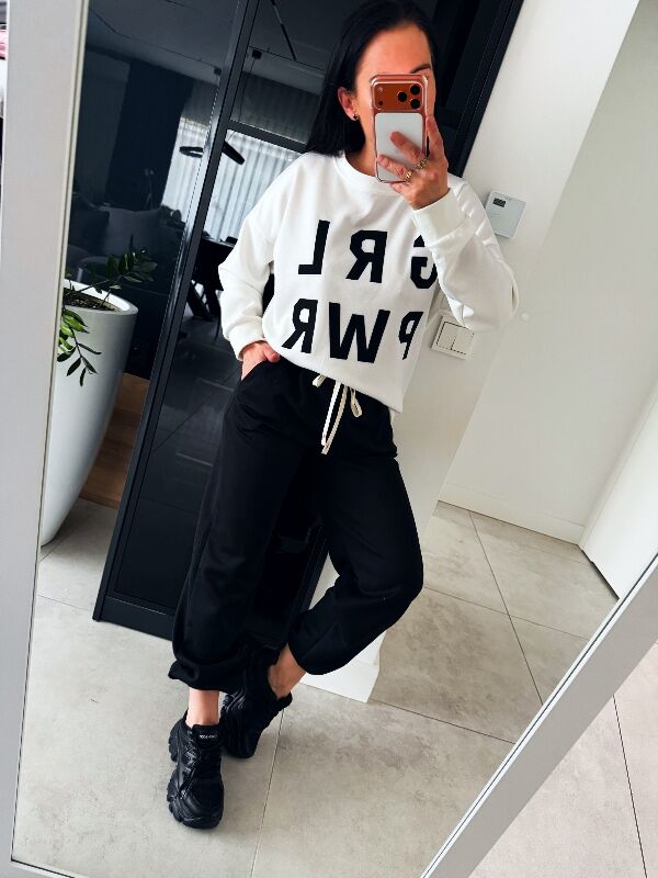 Komplet dresowy GIRL WF819 czarno-biały