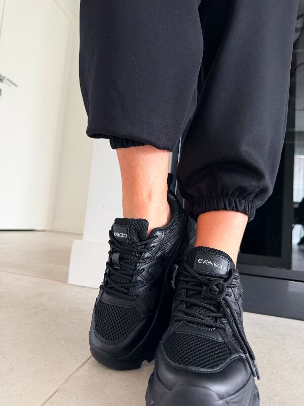 Komplet dresowy GIRL WF819 czarno-biały