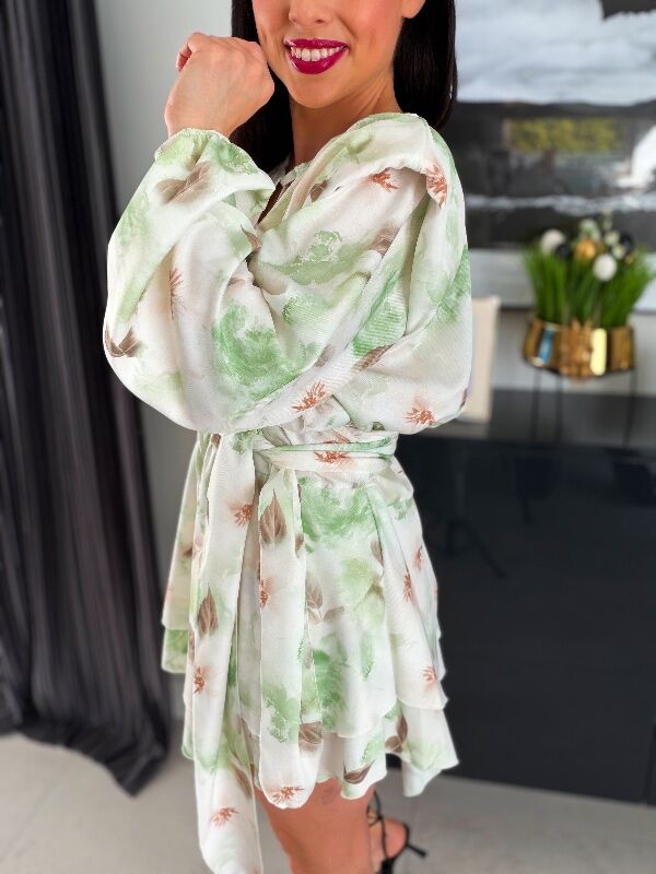 Kwiecista sukienka z falbankami WF844 zielony