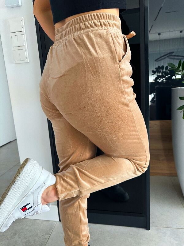 Spodnie welurowe COCO N721 beżowy