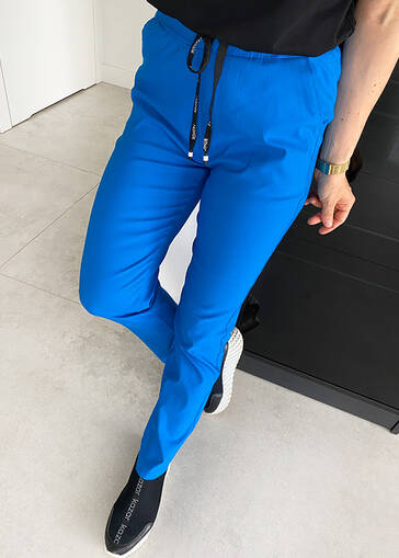 Gładkie spodnie z wiązaniem w pasie PLUS SIZE M636 niebieskie