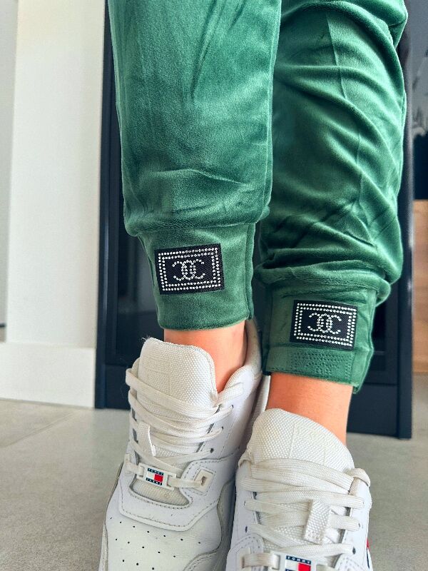 Spodnie welurowe COCO N725 zielony